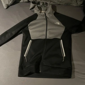 The North Face zip up - Skön the north face zip up