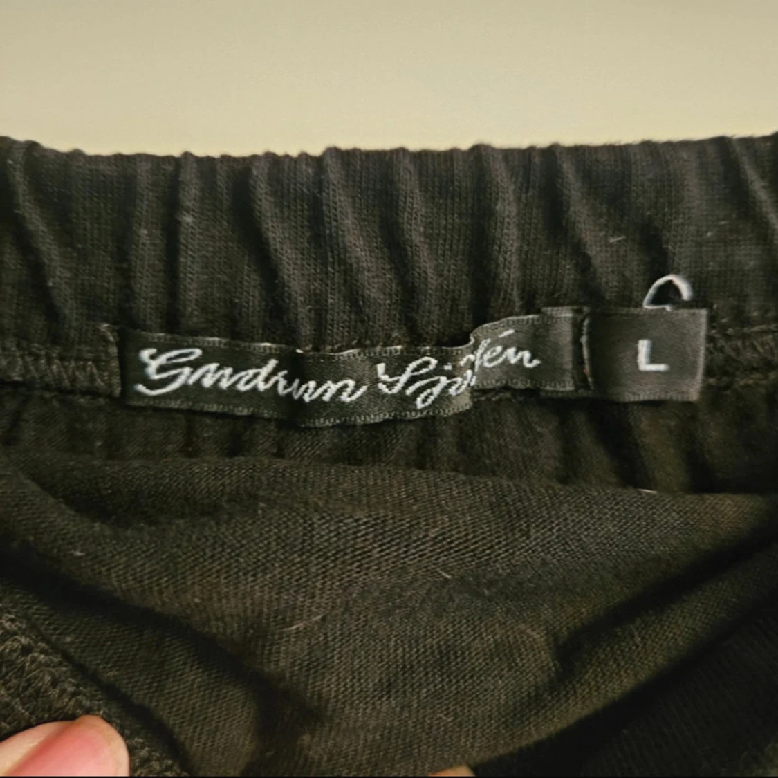 Svart volangkjol från Gudrun Sjödén - 3