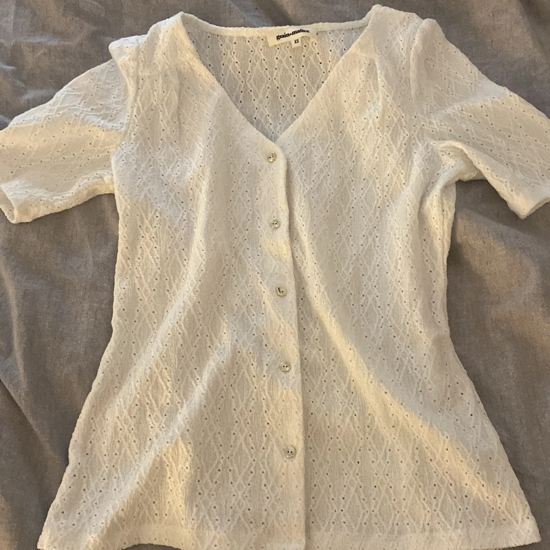 Vit blus med spets från Grain de Malice