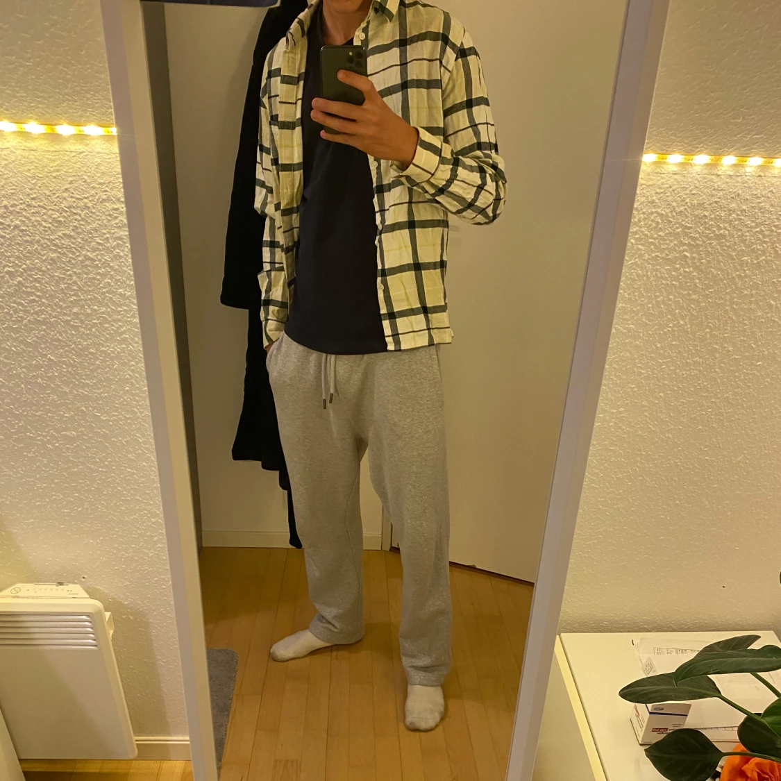 Rutig skjorta från Weekday, beige/grön - 1