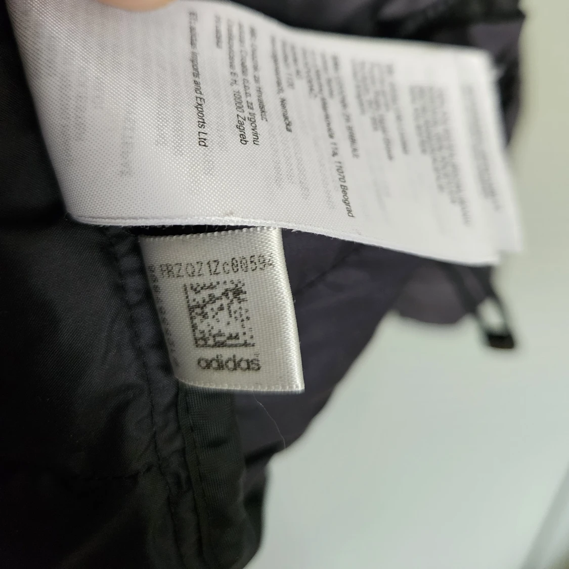 Svart dunjacka från Adidas, stl S - 4