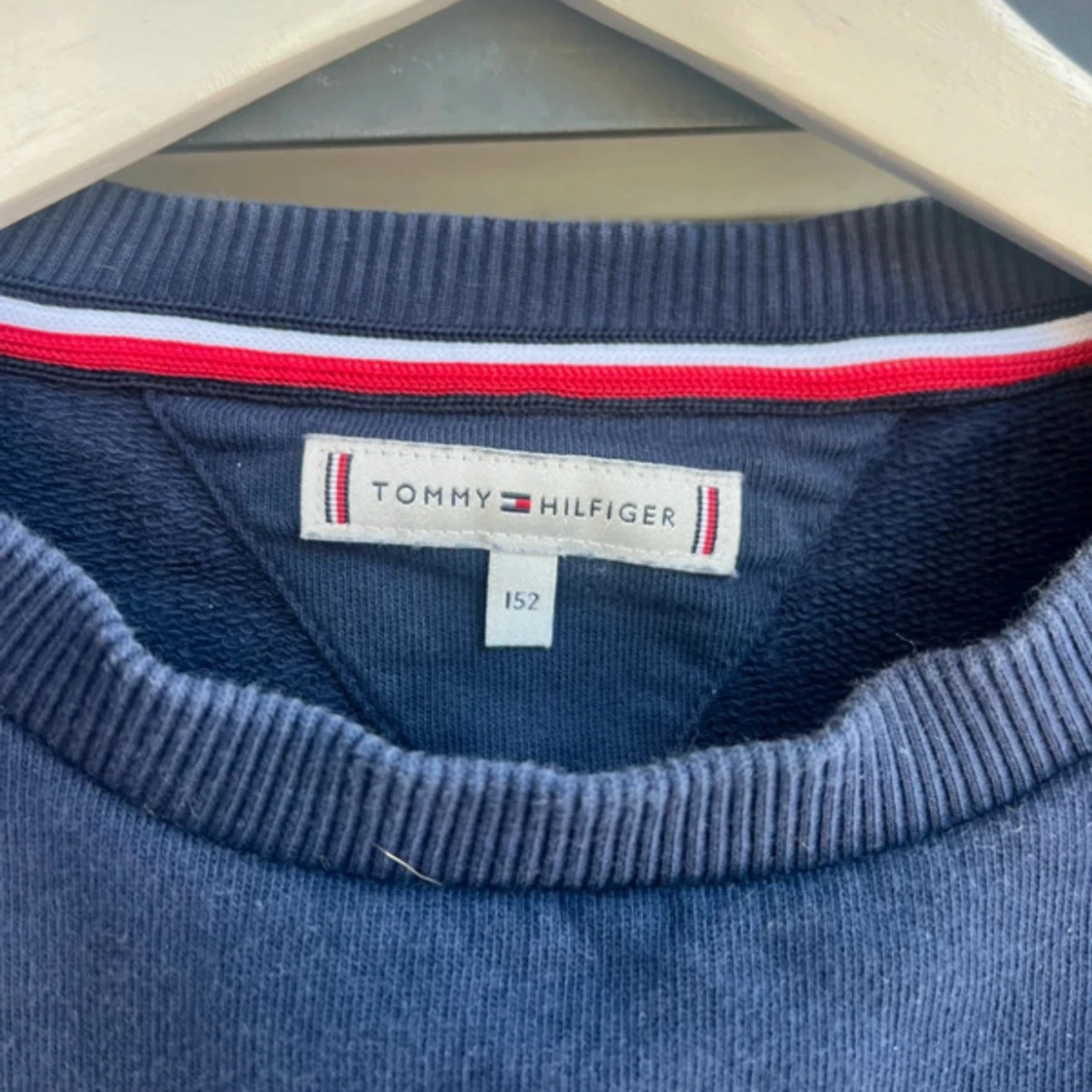 Blå sweatshirt från Tommy Hilfiger - 3