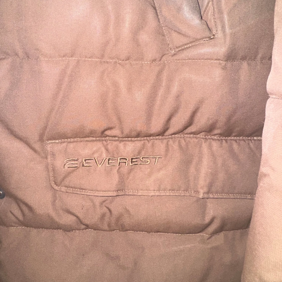 Brun dunjacka från Everest med huva - 4