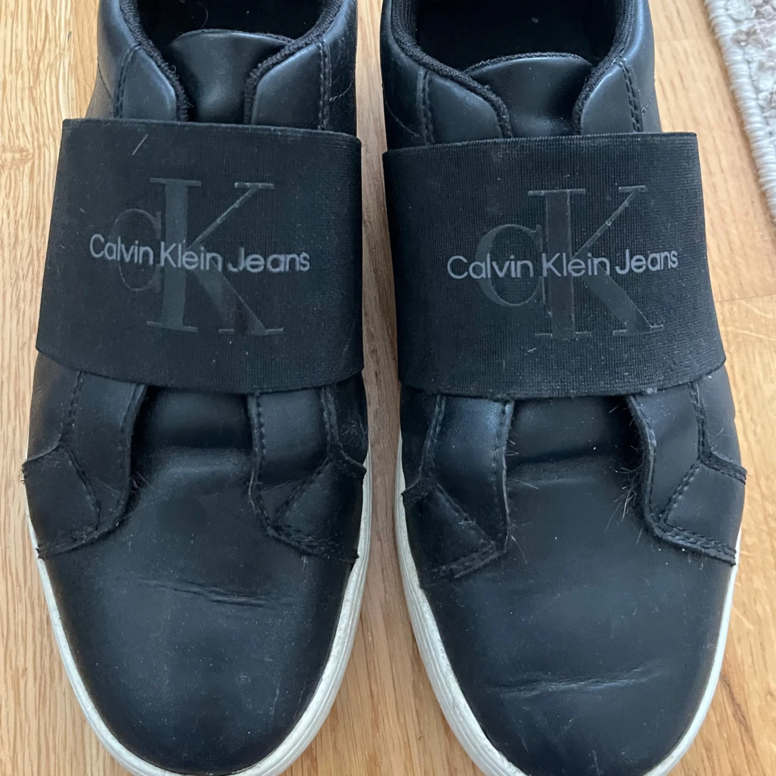 Svarta sneakers från Calvin Klein Jeans