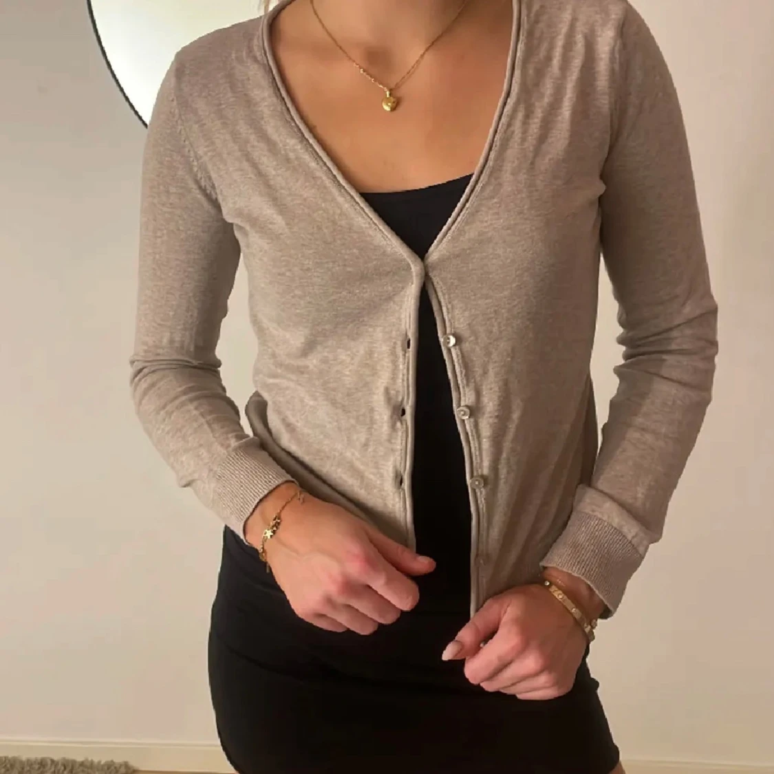 Beige kofta från Filippa K