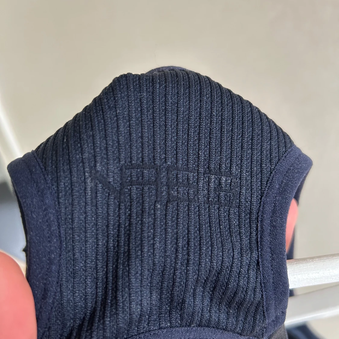 Mörkblå träningstopp - 4