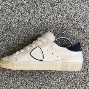 Philippe Model skor  - —		Skick 10/10						—			endast skor medföljer				—kvitto finns 