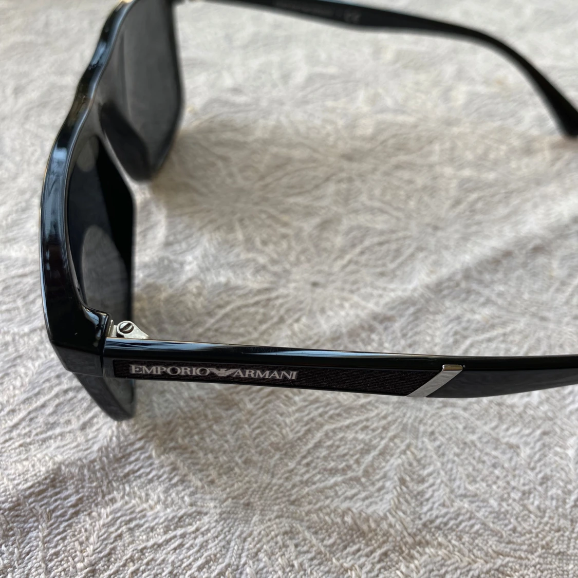 Svarta solglasögon Emporio Armani - 1