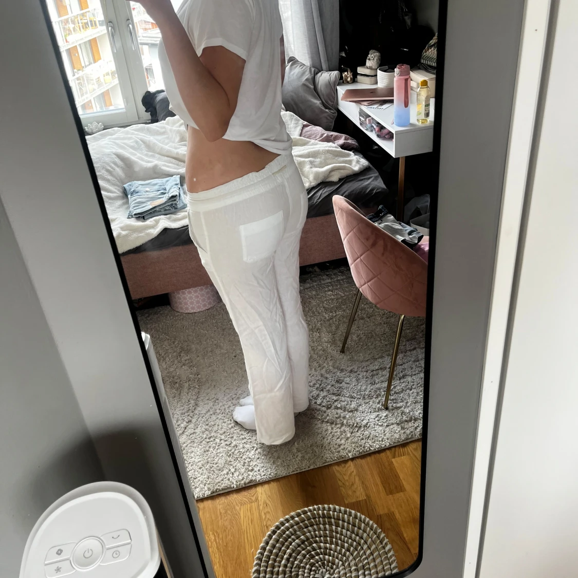 Vita linnebyxor med snörning - 1