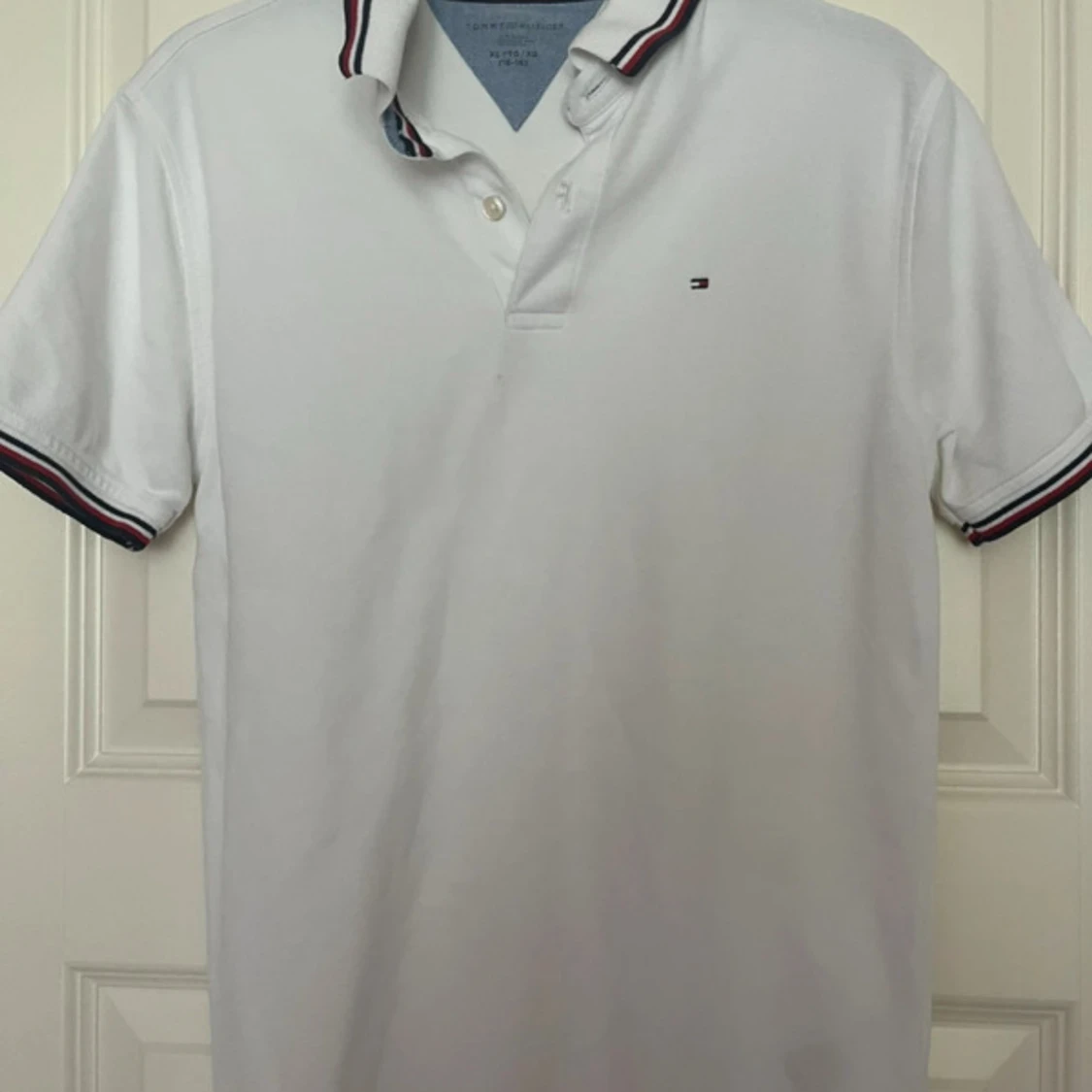 Vit pikétröja Tommy Hilfiger XL