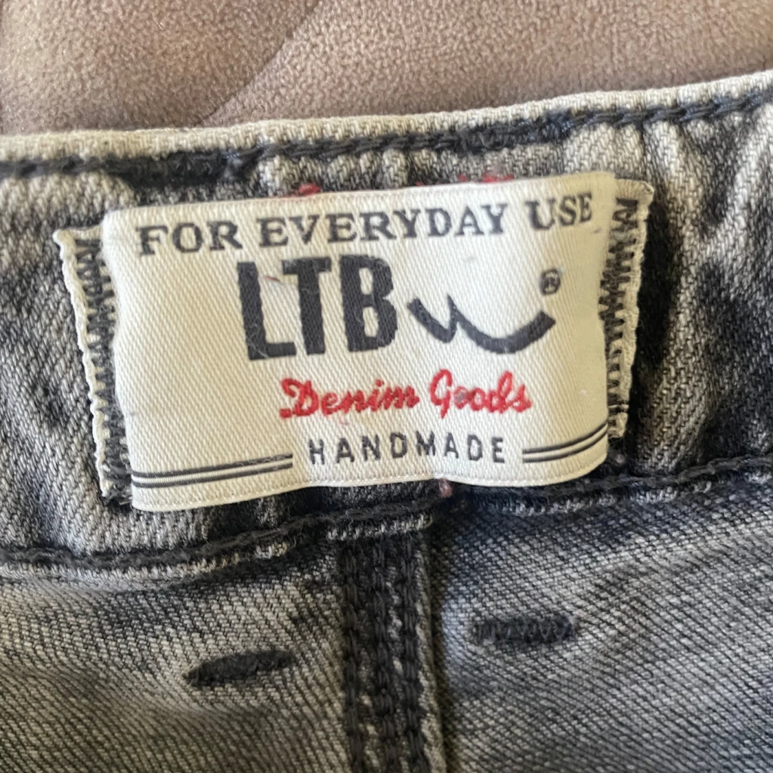 Grå baggy jeans från LTB, W26 - 2