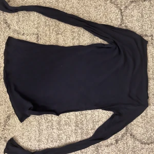 Intimissimi tröja (marinblå) - Superfin i storlek S. Inga hål eller defekter!