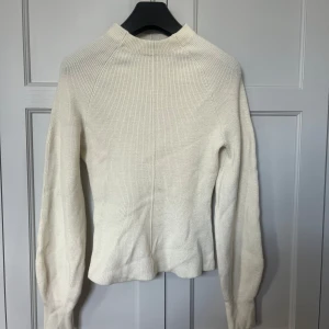 Zara tröja❤️ - Så himla söt tröja i jättebra skick uten defekter🥰Skriv om ni 