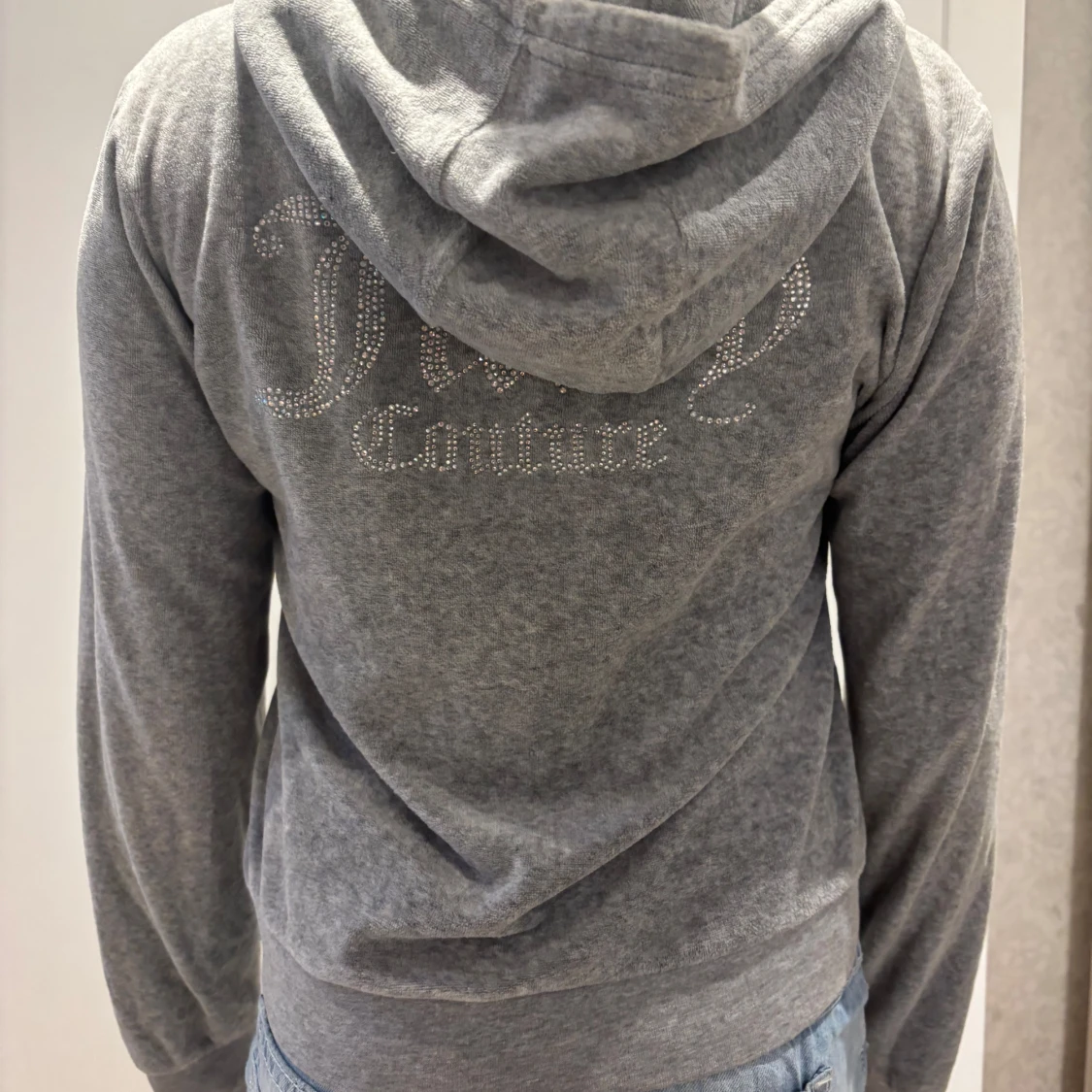 Grå Juicy Couture hoodie