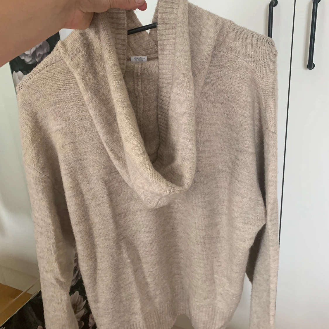 Beige stickad tröja med krage Lindex - 1