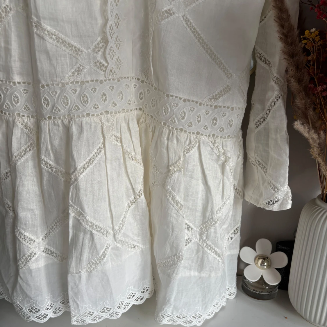 Vit spetsklänning från Stevie May - 1