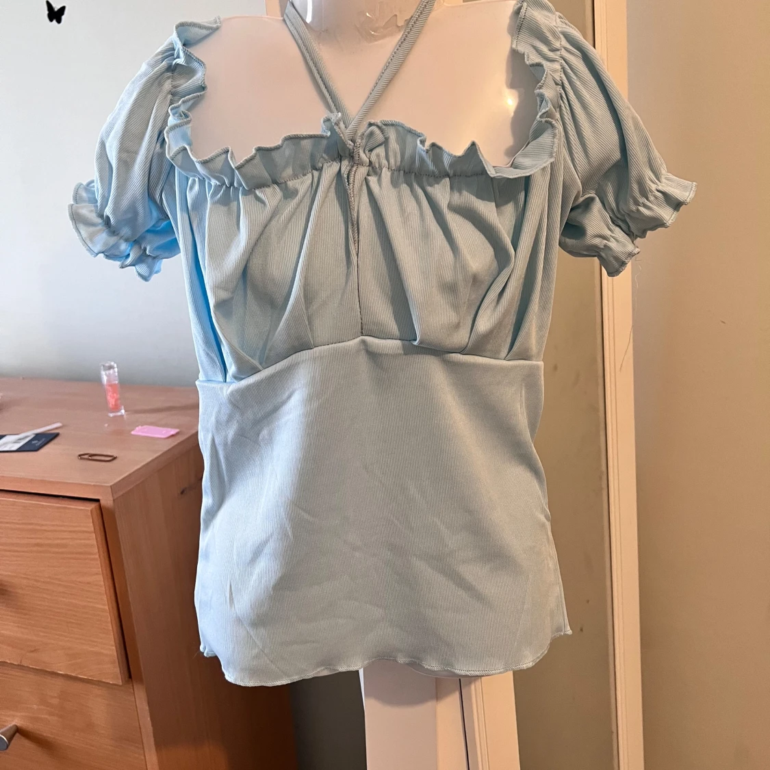 Ljusblå offshoulder topp