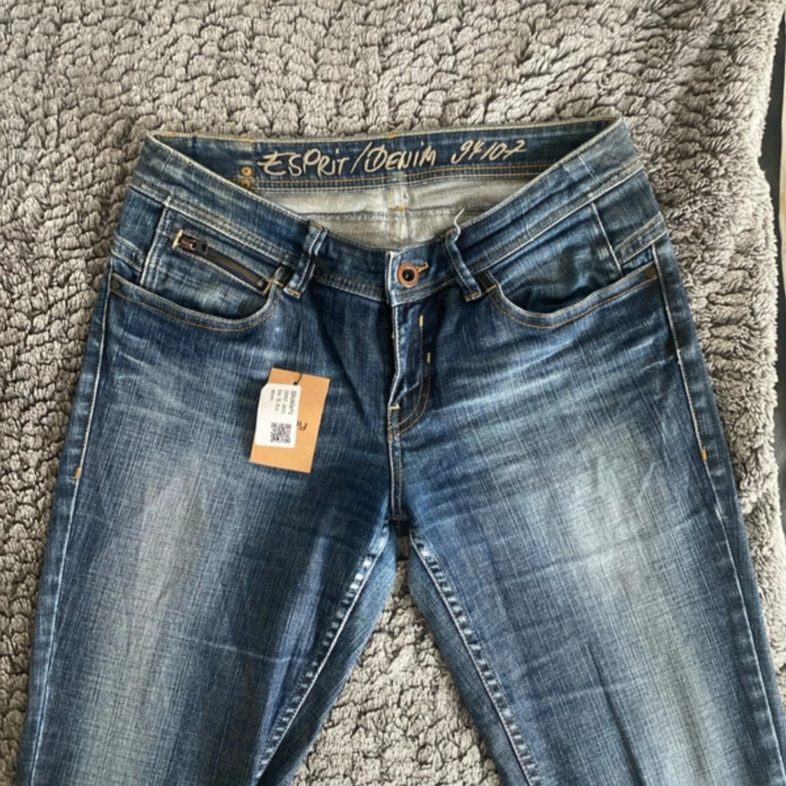 Blå bootcut jeans från Esprit - 3