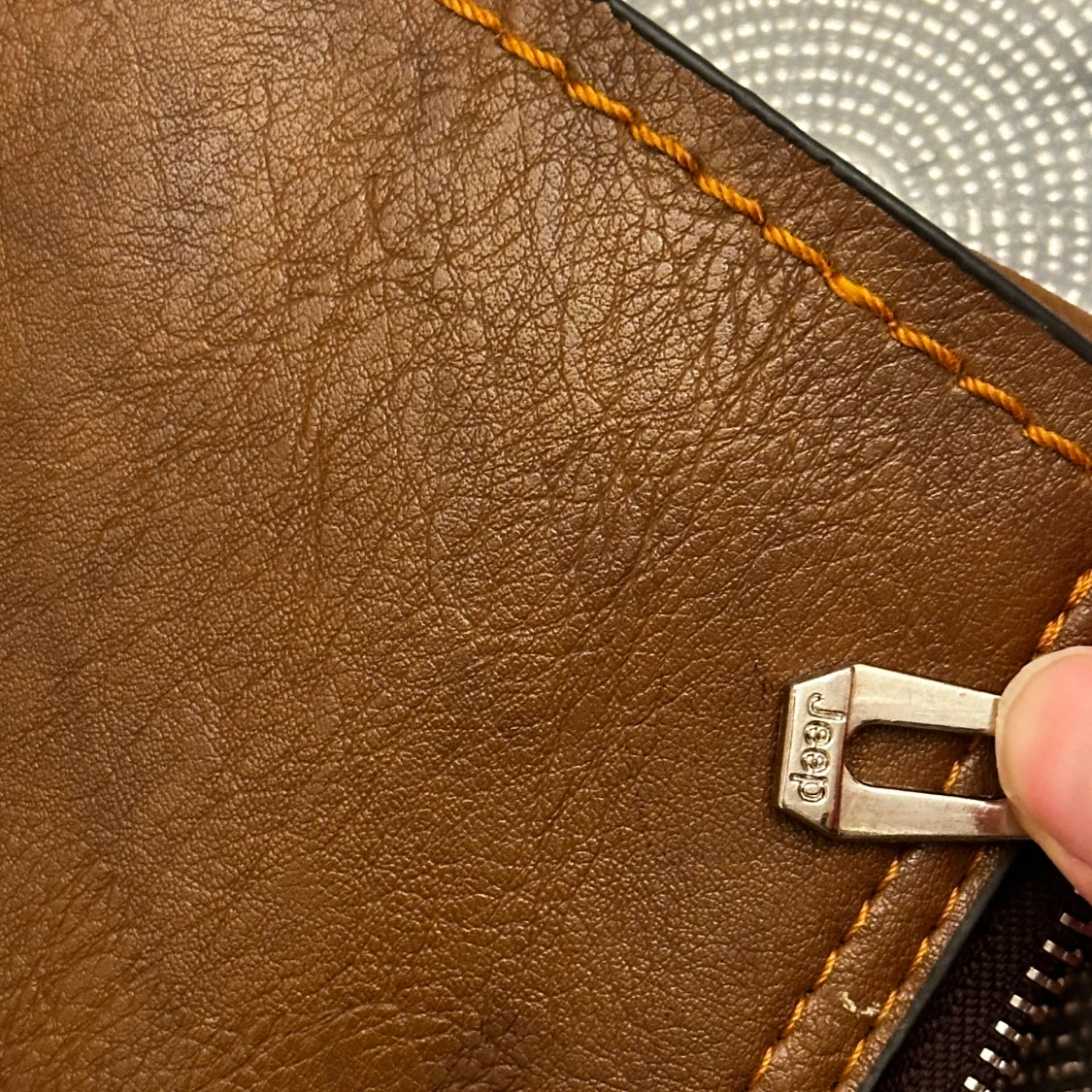 Brun portfölj från Jeep - 3