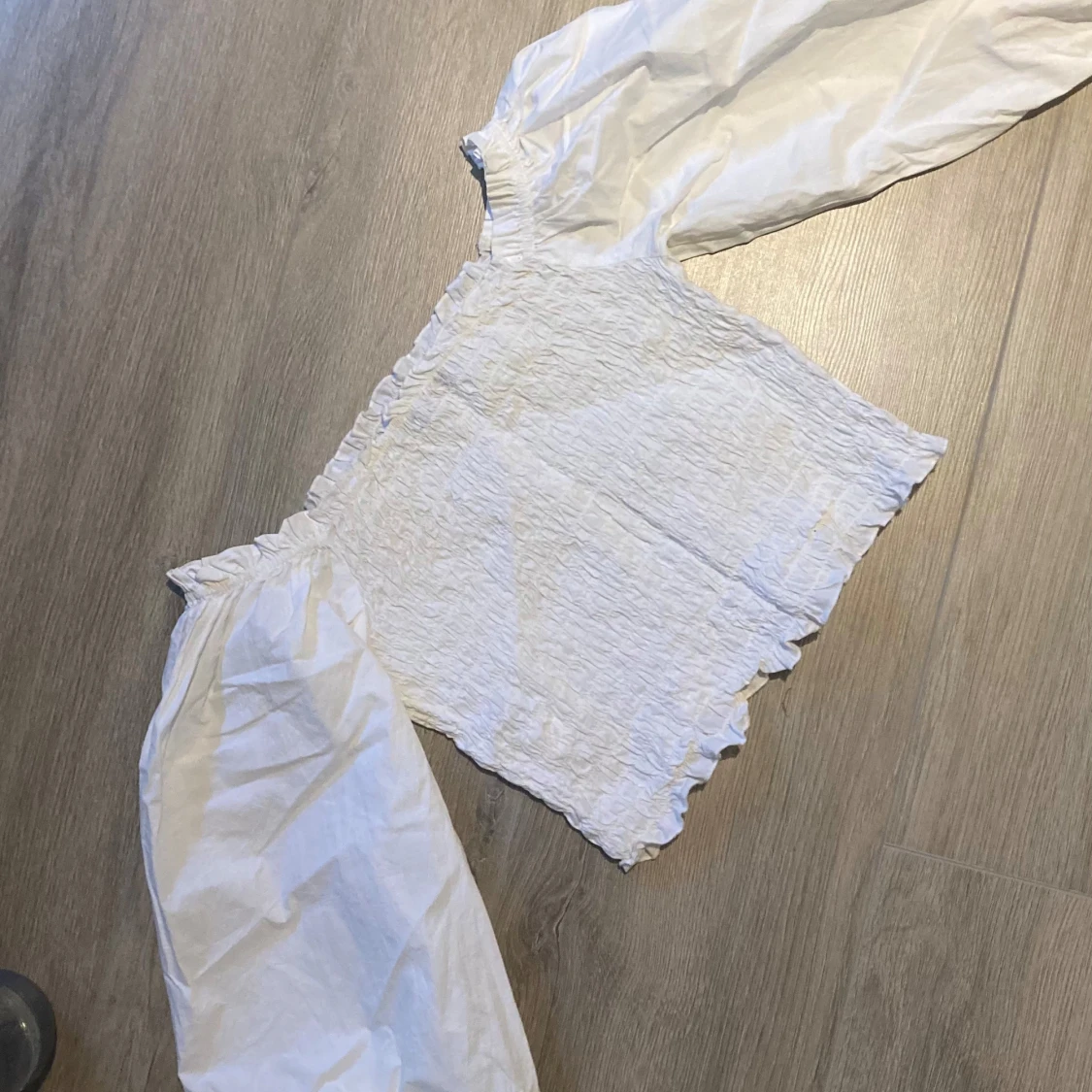 Vit offshoulder blus från Bik Bok - 1