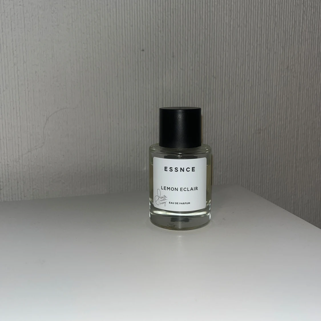 Lemon Éclair parfym från Essnce