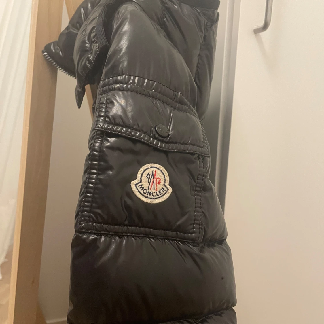Svart dunjacka från Moncler - 2