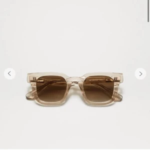 CHIMI 04 BEIGE - Snygga solglasögon från Chimi. Modell chimi 04 beige. Köpa förra sommaren. Nypris 1200. Pris kan diskuteras 