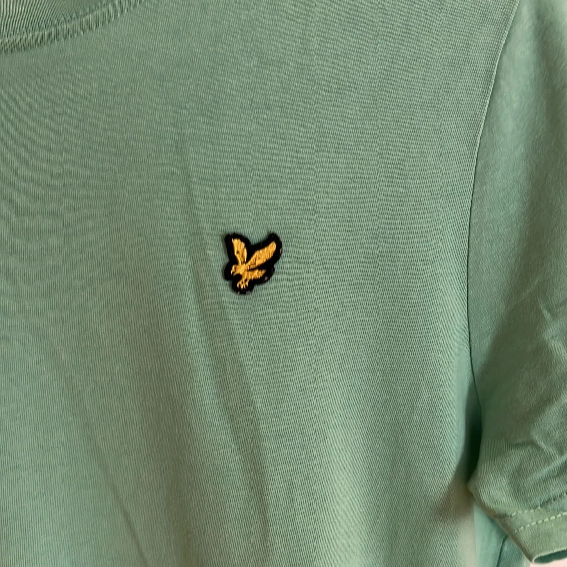 Grön t-shirt från Lyle & Scott - 1