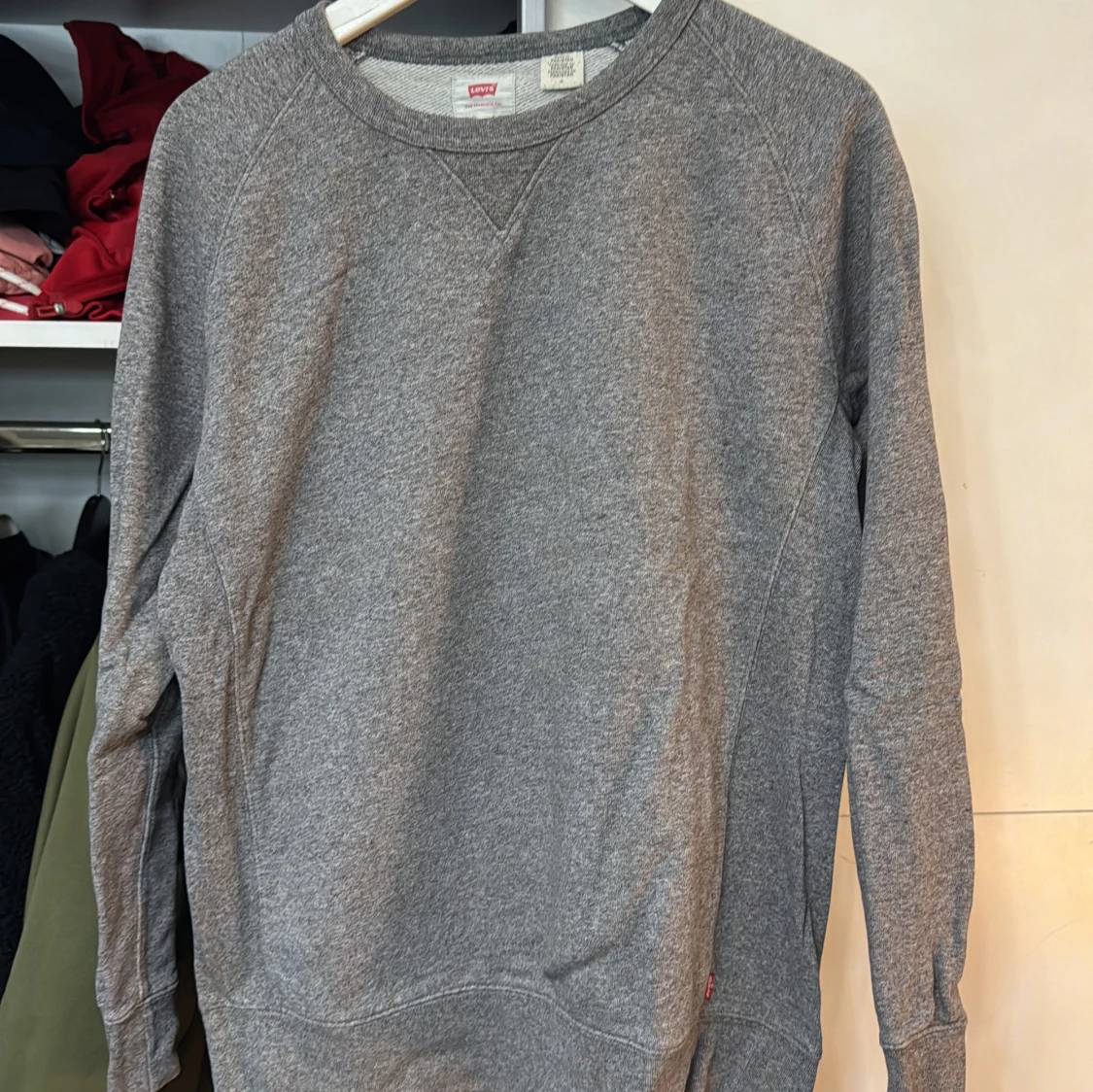 Grå sweatshirt från Levi's