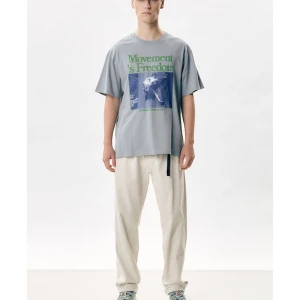 Gramicci pant greige - Gramicci pant i färgen greige, storlek small (herrstorlek men passar mig bra som är en small-medium i vanliga fall). Helt nya med tags kvar.