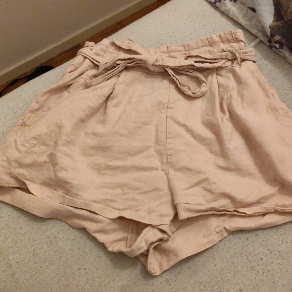 Beige shorts från h&m