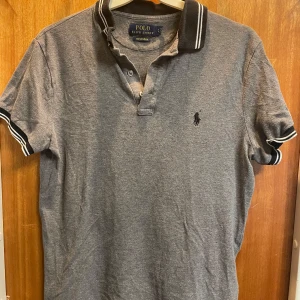 Polo Ralph Lauren Piké - Slim fit. Nypris 1395 kr. Pris kan diskuteras