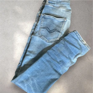 Blåa Replay Jeans ! - Blåa Replay Jeans Storlek 13y skick 8/10 PM för Frågår!