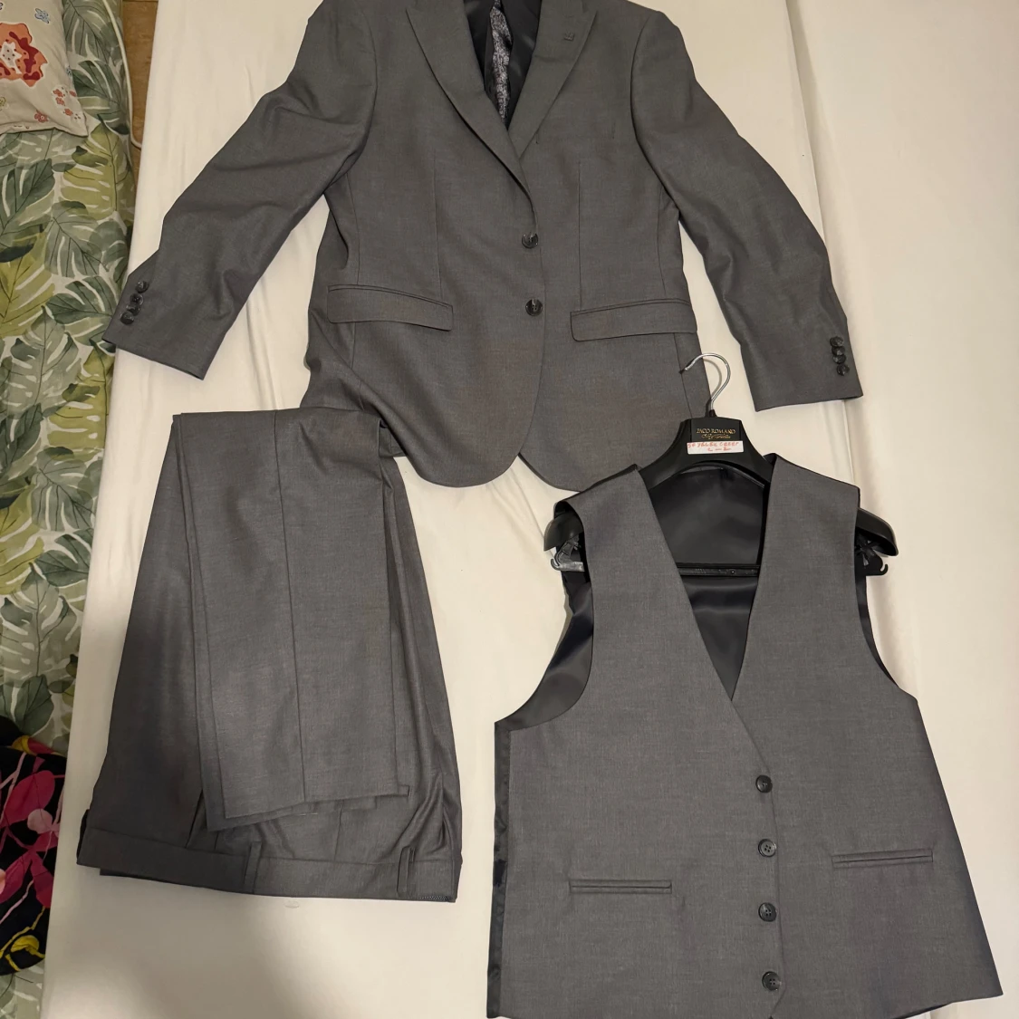 kostym från Paco Romano med väst