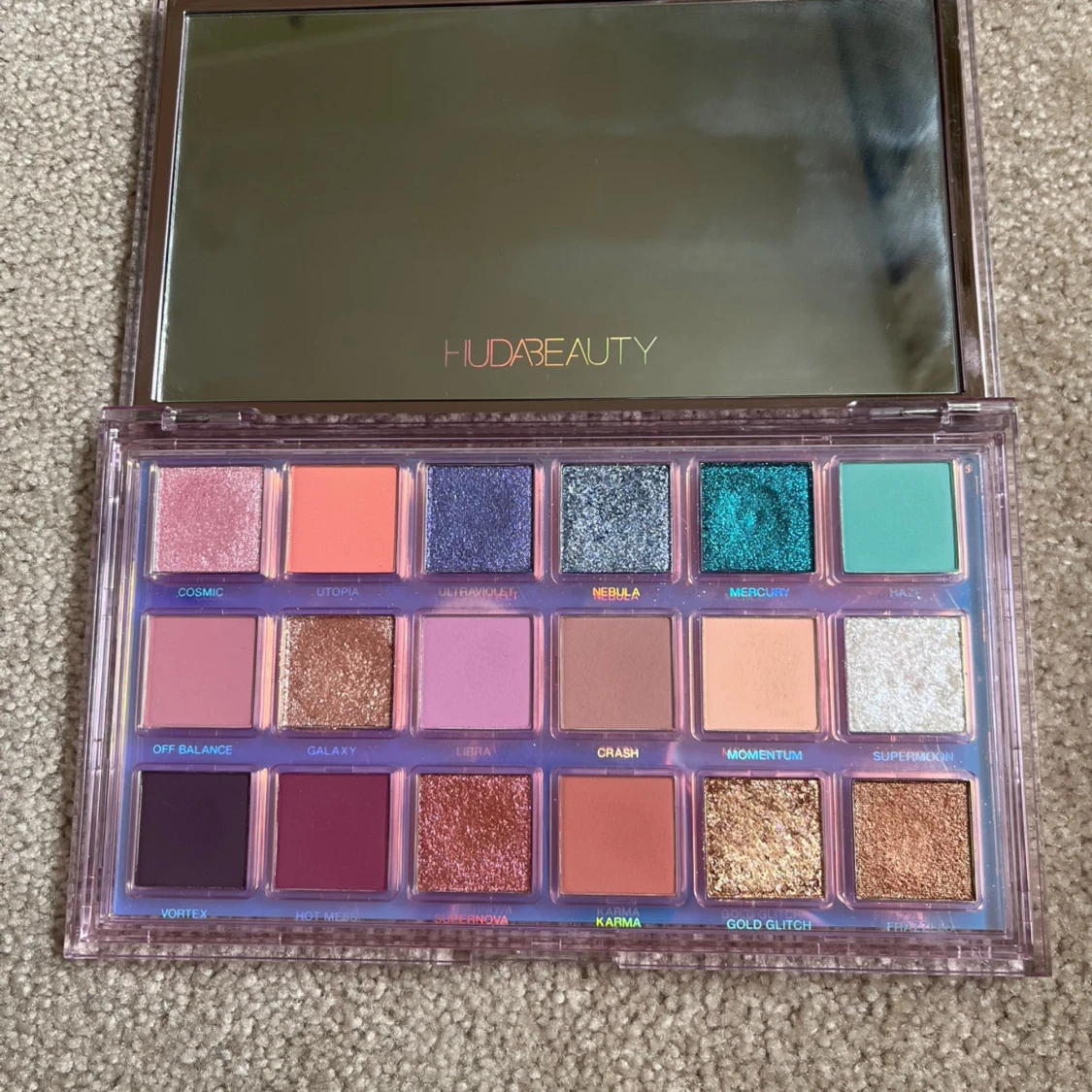 Hudabeauty palett  - 1