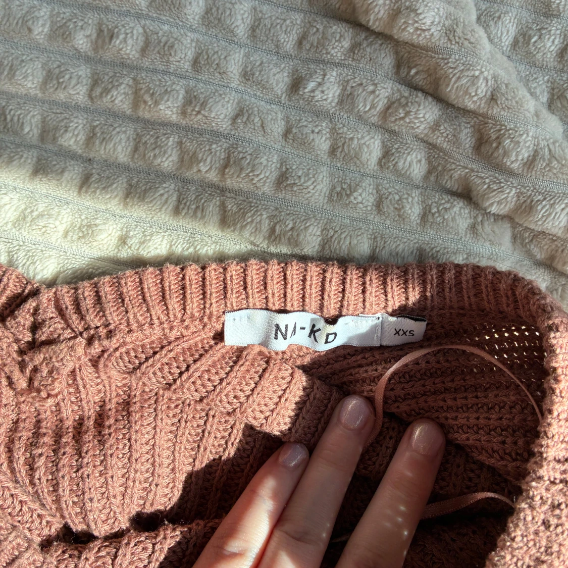 Rosa stickad tröja från NA-KD - 2