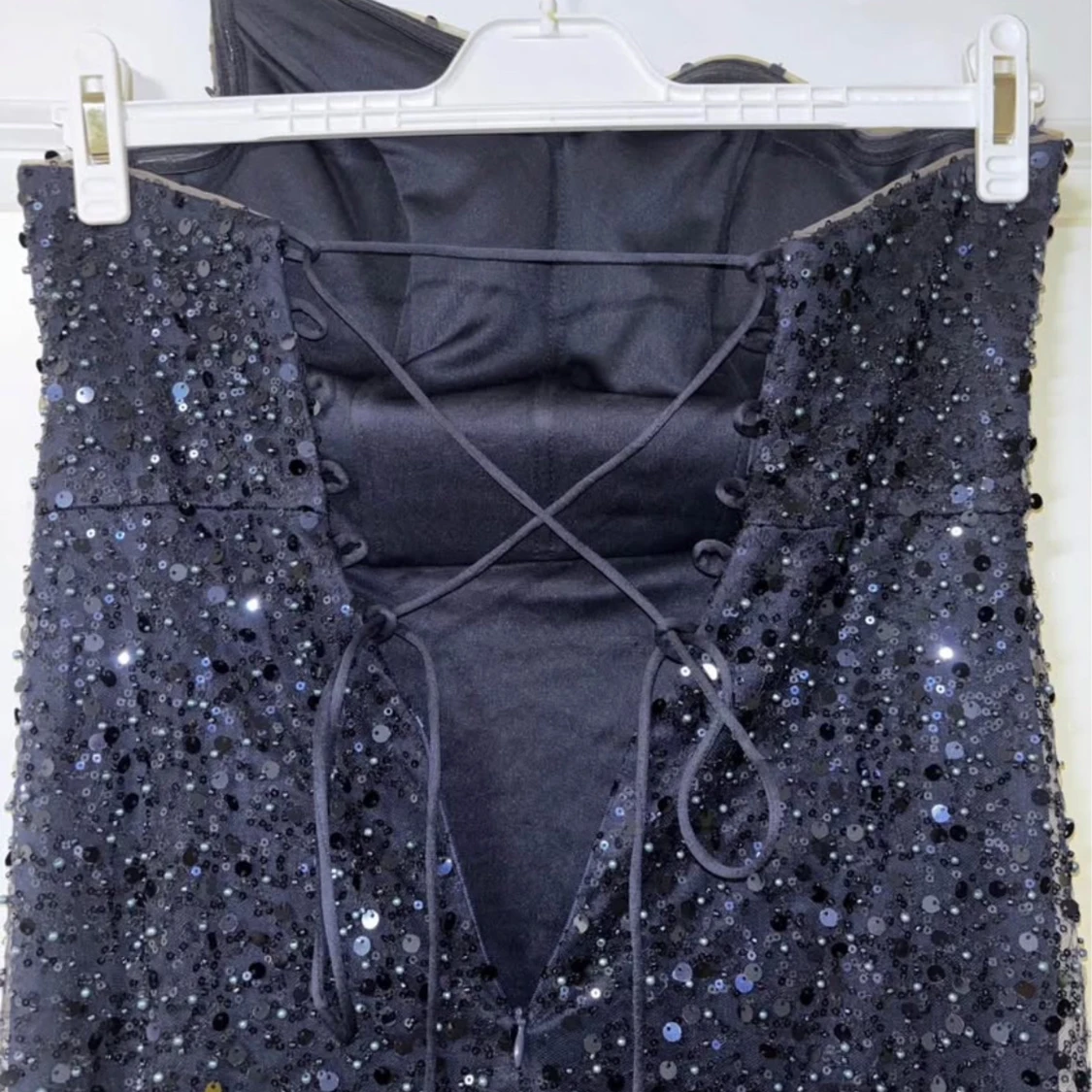 Marinblå glittrig långklänning från Cinderella Divine - 2