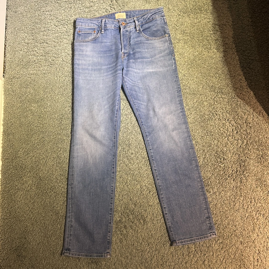 Ljusblå jeans från Jack and Jones  - 1