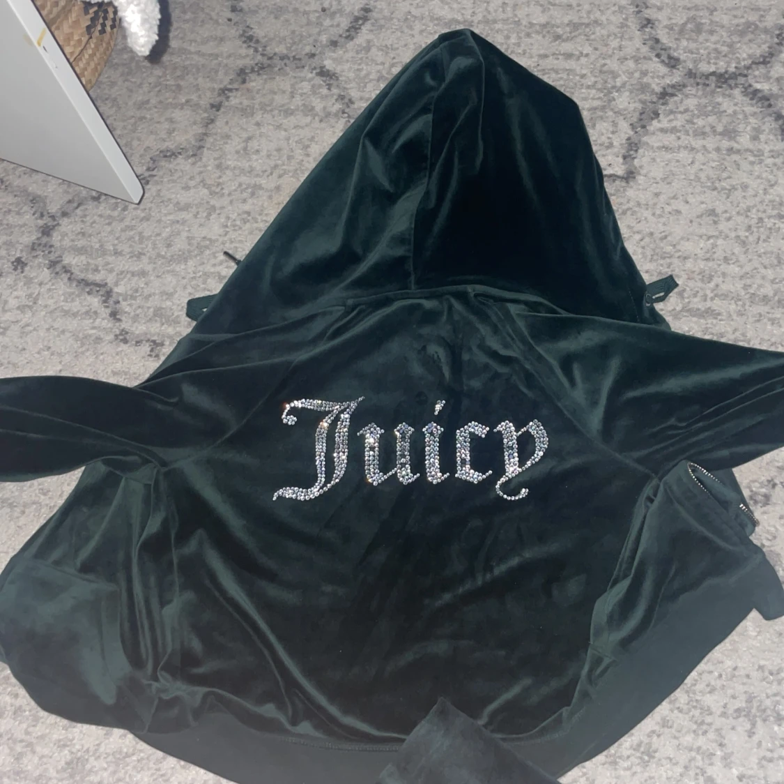 Svart velourset från Juicy Couture - 2