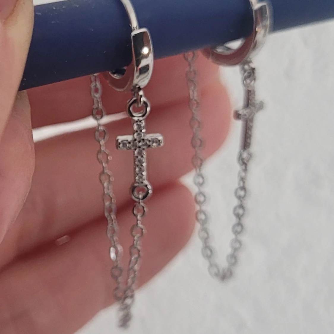  Helt nya Silverörhängen  925 med kors och kedja - 4
