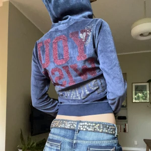 y2k hoodie - vintage y2k hoodie från Victora’s secret