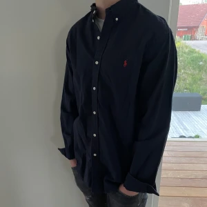 Polo Ralph lauren skjorta  - Säljer nu denna Polo Ralph lauren skjorta, skriv för fler bilder/frågor🙌🏼