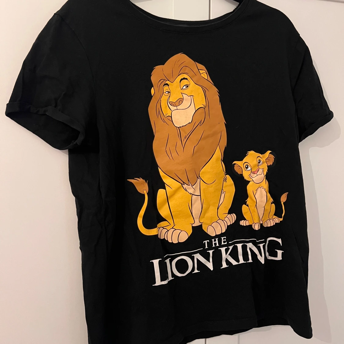 Svart Lion King t-shirt