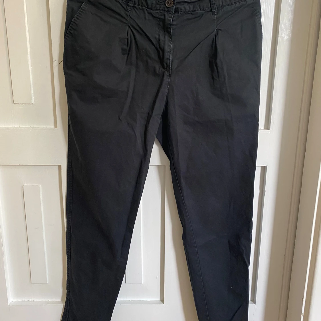 Svarta byxor från H&M