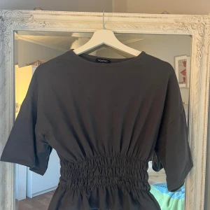 Grå topp  - Jättefin grå topp.