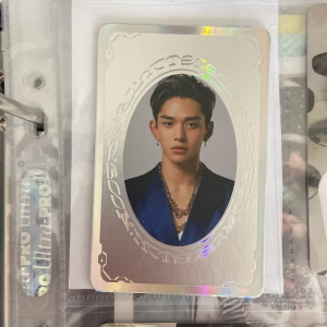 Nct 2020 resonance pt 1 Lucas special photocard - Nct 2020 resonance pt 1 Lucas special photocard