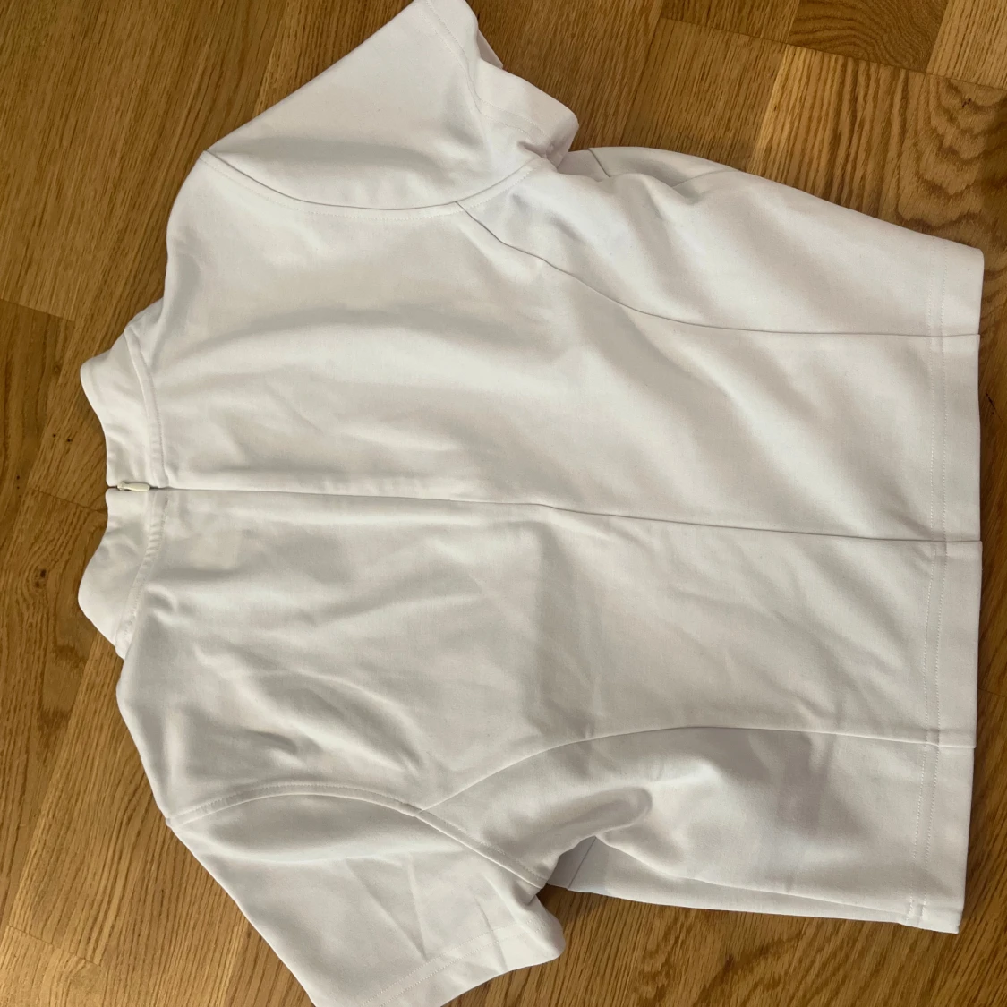 Vit polotopp från Calvin Klein Jeans - 3