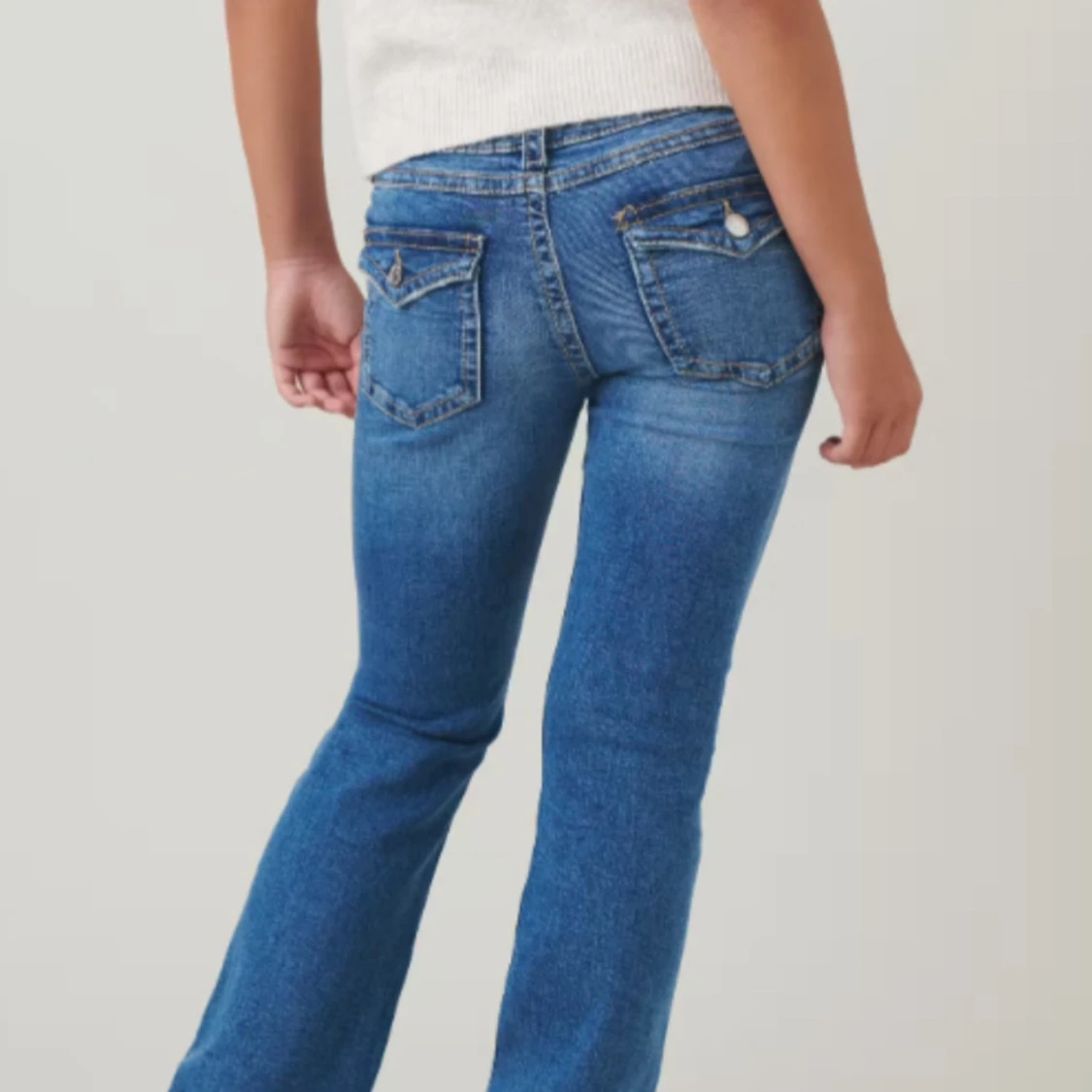 Blå lågmidjade bootcut jeans 