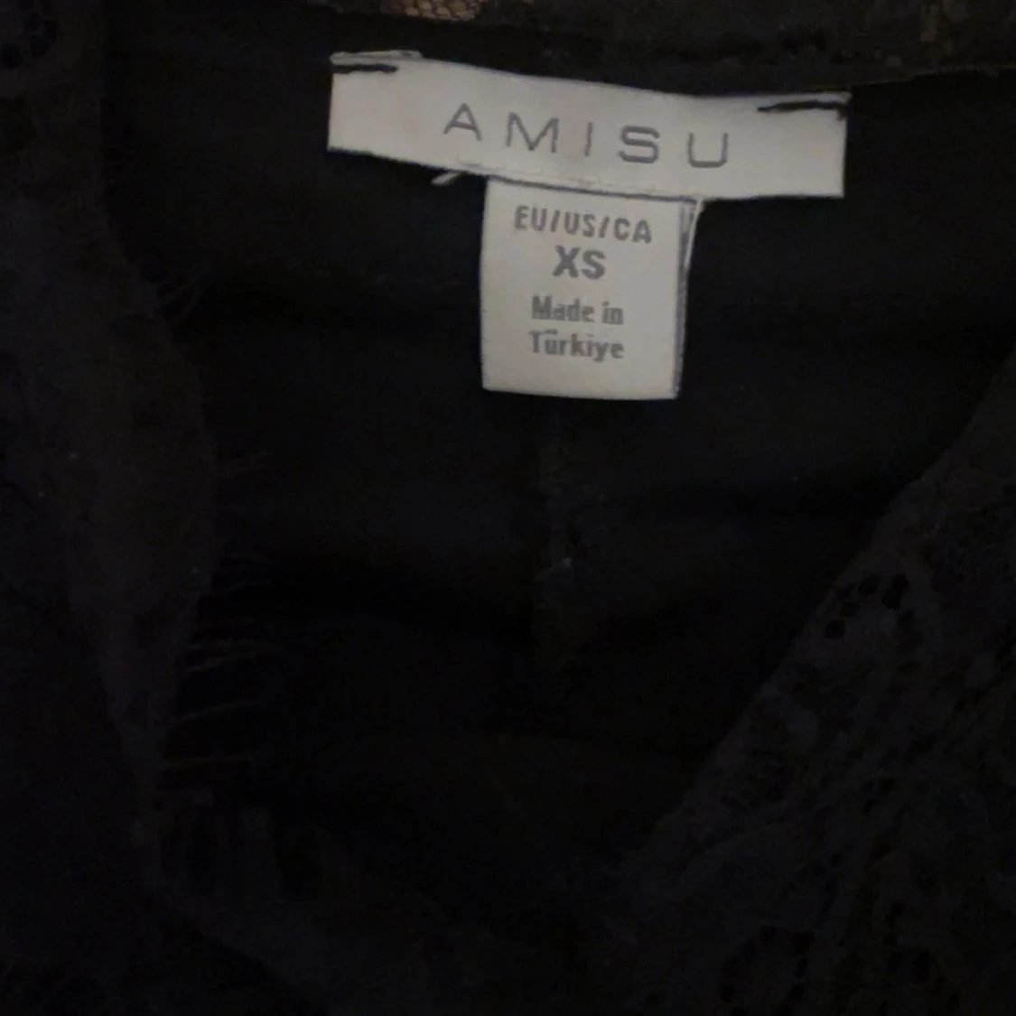 Svart spetslinne  - 2