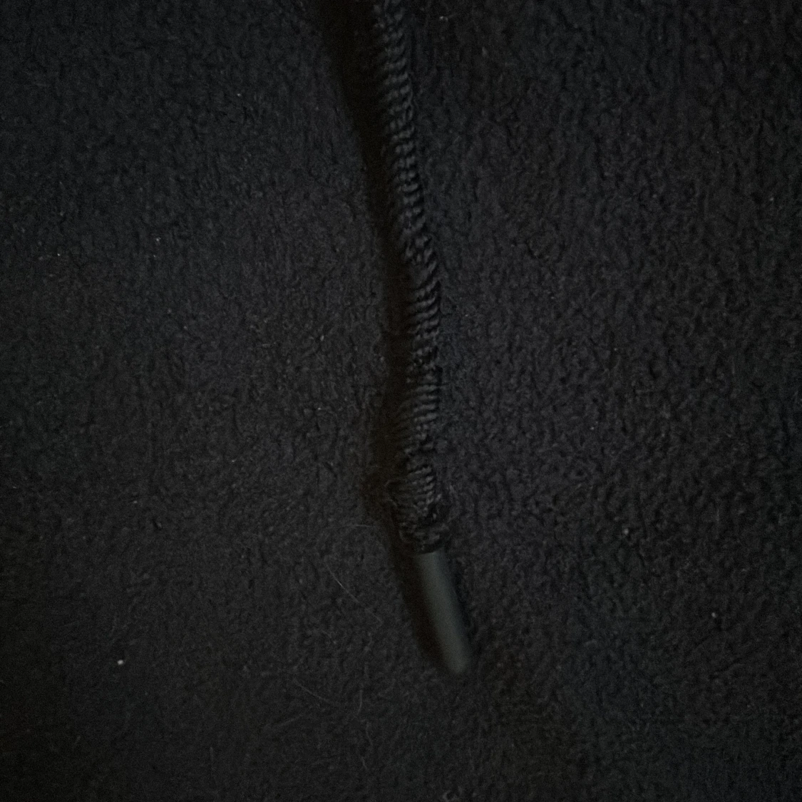 Svart hoodie från Peak Performance - 3